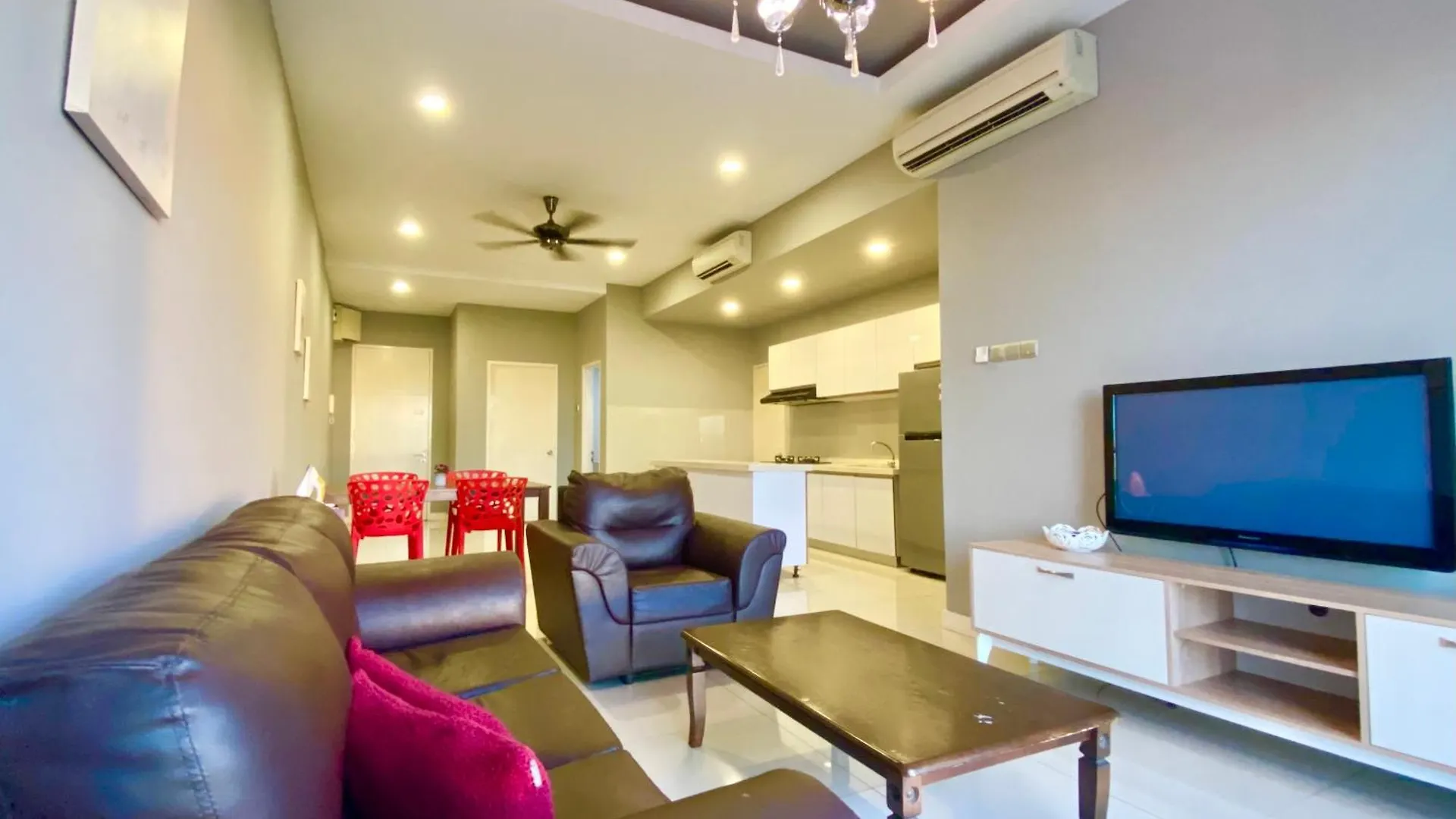 Margo Istay - The Loft Imago Kota Kinabalu Malaysia